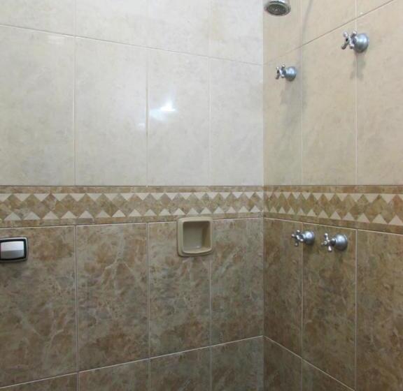 Номер Superior, Paramount   São Paulo   Próximo A 25 De Março, Brás E Bom Retiro Garanta Já Sua Hospedagem