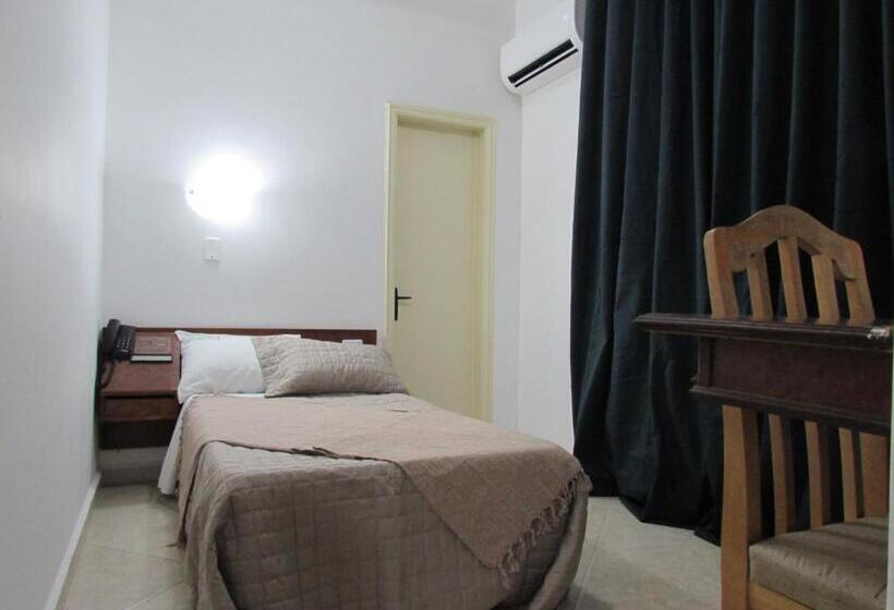 Номер Стандарт Индивидуальный, Paramount   São Paulo   Próximo A 25 De Março, Brás E Bom Retiro Garanta Já Sua Hospedagem