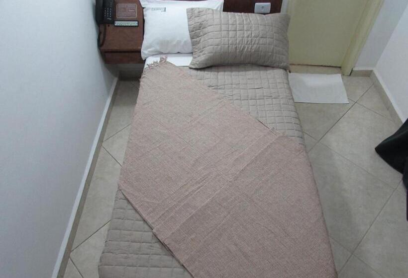 Номер Стандарт Индивидуальный, Paramount   São Paulo   Próximo A 25 De Março, Brás E Bom Retiro Garanta Já Sua Hospedagem