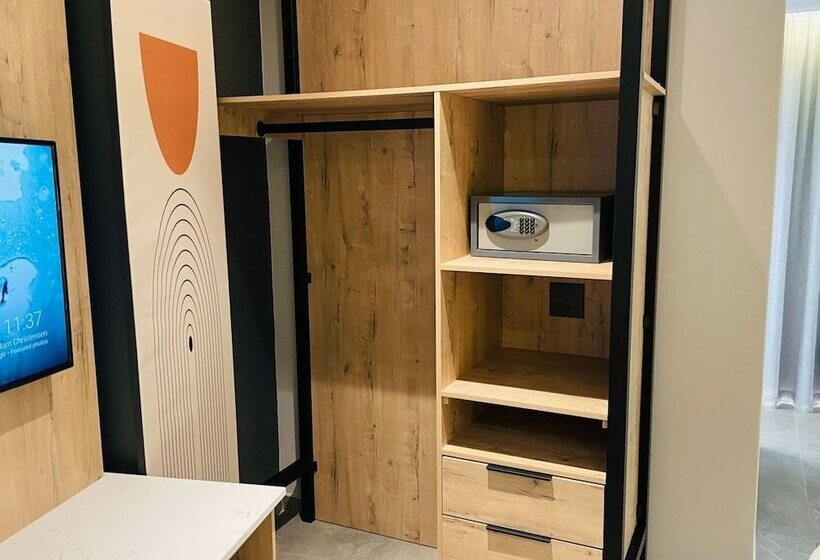 디럭스 룸, Pavilion Hotel Durban