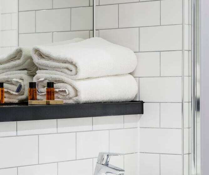 غرفة قياسية, Tune Hotel Liverpool