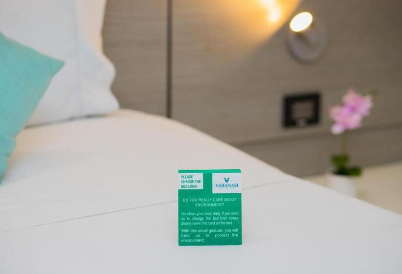 اتاق لوکس, Varanasi Hotel Boutique Aeropuerto