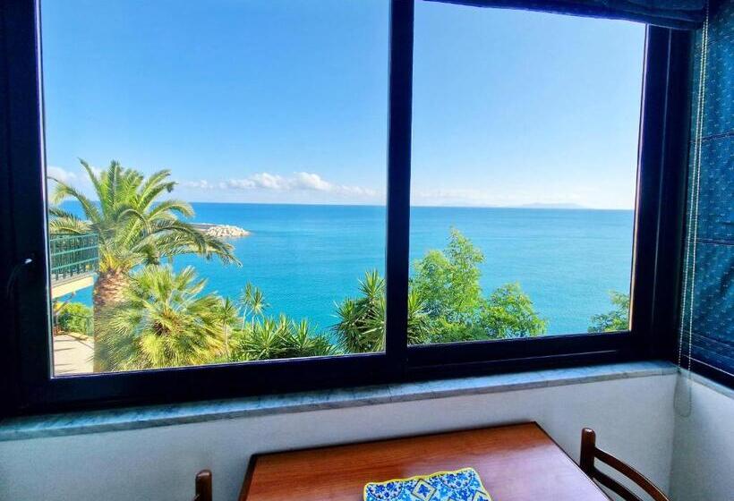 标准工作室, Villa Anita Residence