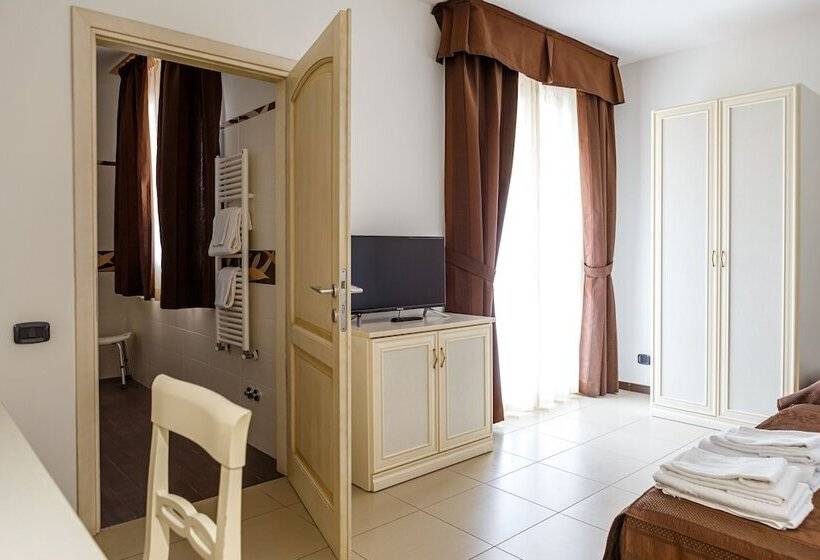 Chambre Triple Standard, Villa Sofia