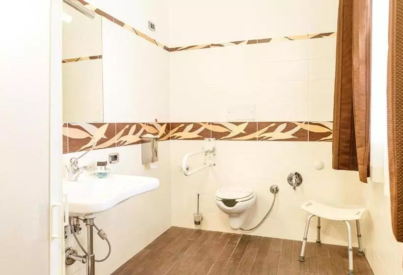 Chambre Triple Standard, Villa Sofia