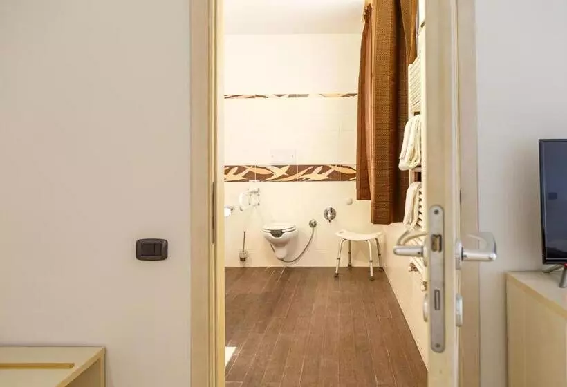 Chambre Triple Standard, Villa Sofia