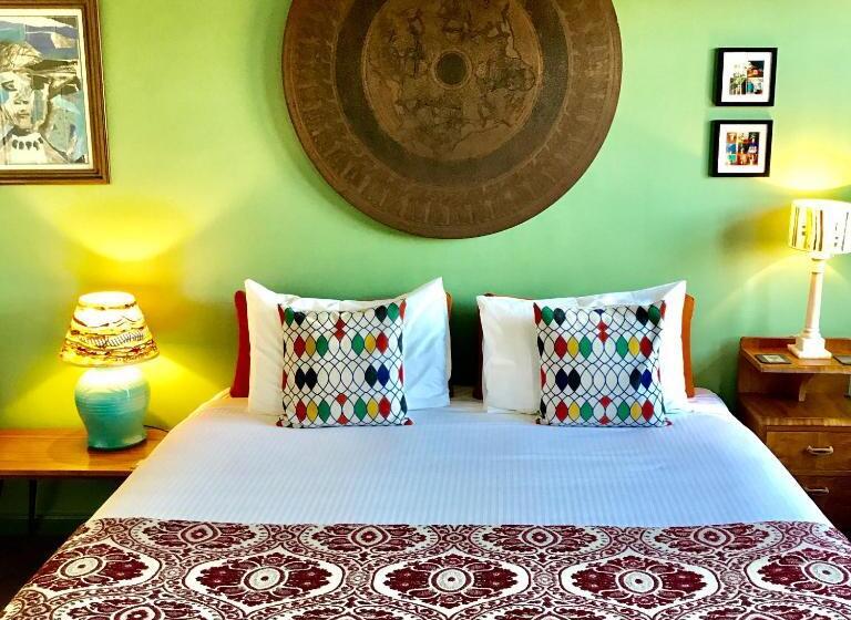 Семейный Номер, Vine Valley Inn
