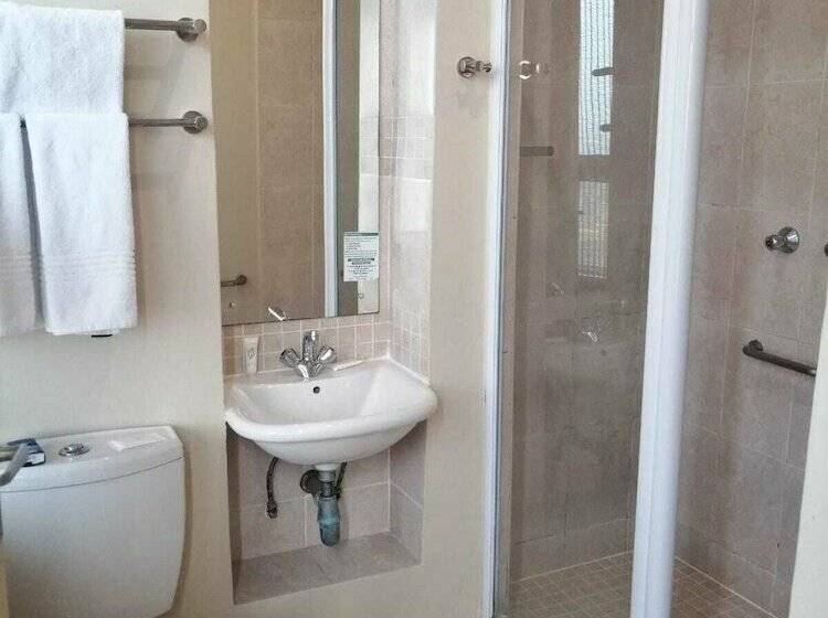 디럭스 룸, Pavilion Hotel Durban