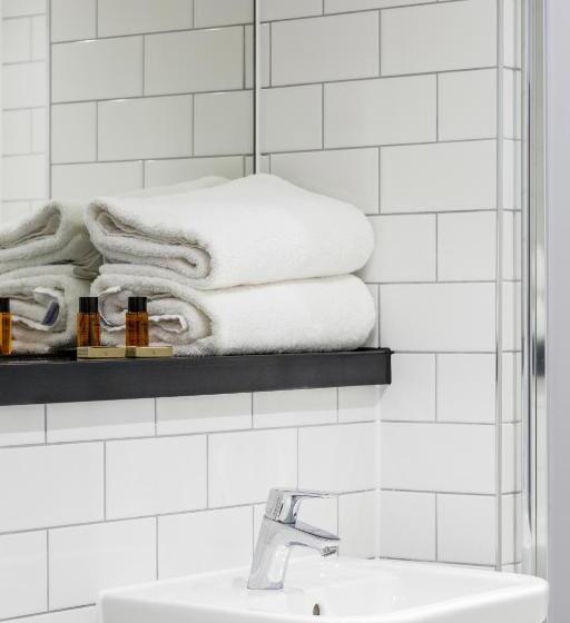 غرفة قياسية, Tune Hotel Liverpool