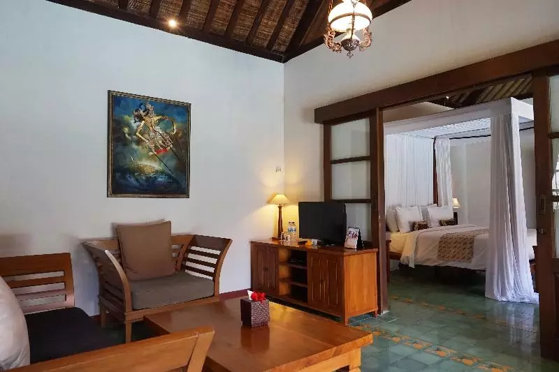 Villa 3 Makuuhuonetta Uima-allas, Villa Berawa