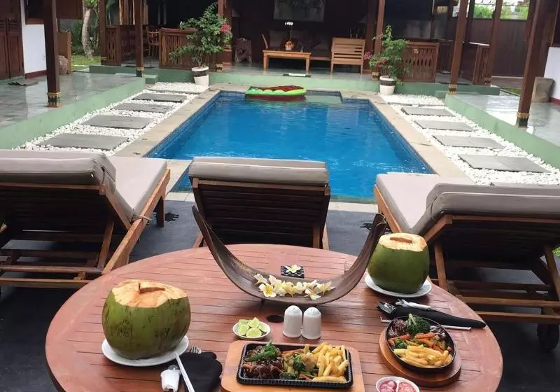Villa 3 Makuuhuonetta Uima-allas, Villa Berawa