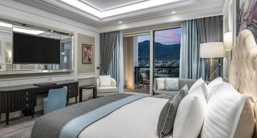 Номер Deluxe с Видом, Merit Royal Diamond Hotel & Spa