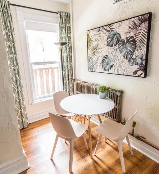 Номер Стандарт Трехместный, Auberge Du Plateau