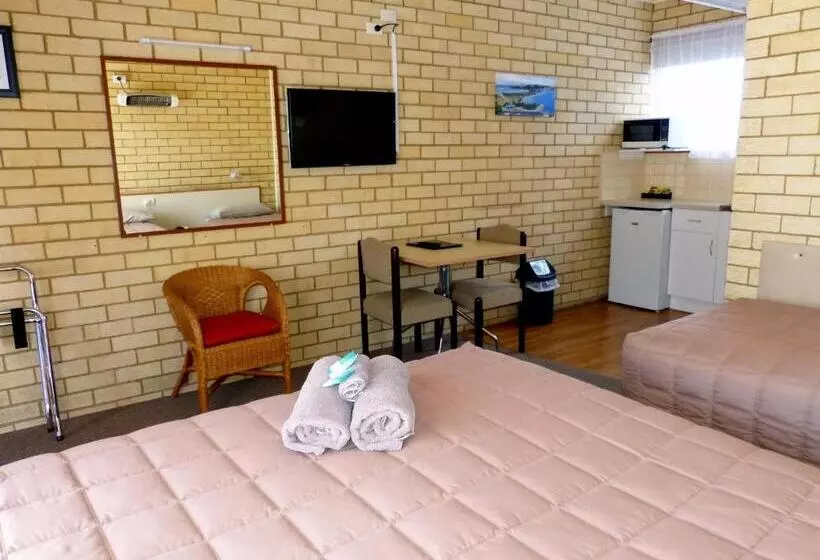 Standard-studio, Coastal Comfort Motel