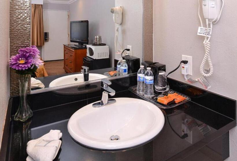 Стандартный Номер Кровать Кинг, Highlander Motel