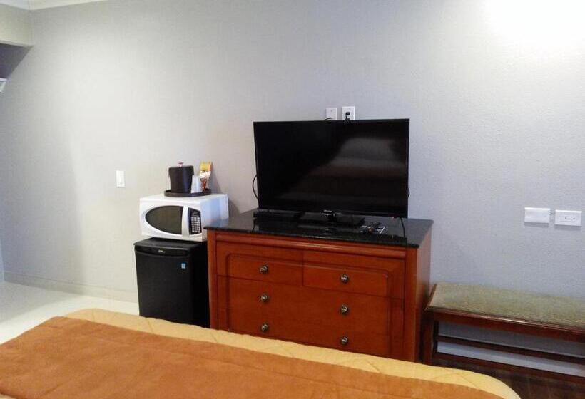 Стандартный Номер Кровать Кинг, Highlander Motel