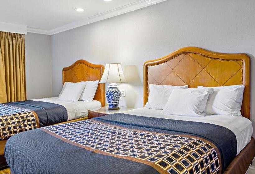 Номер Deluxe, Highlander Motel