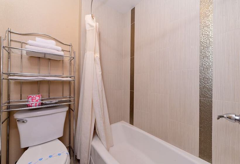 Номер Deluxe, Highlander Motel