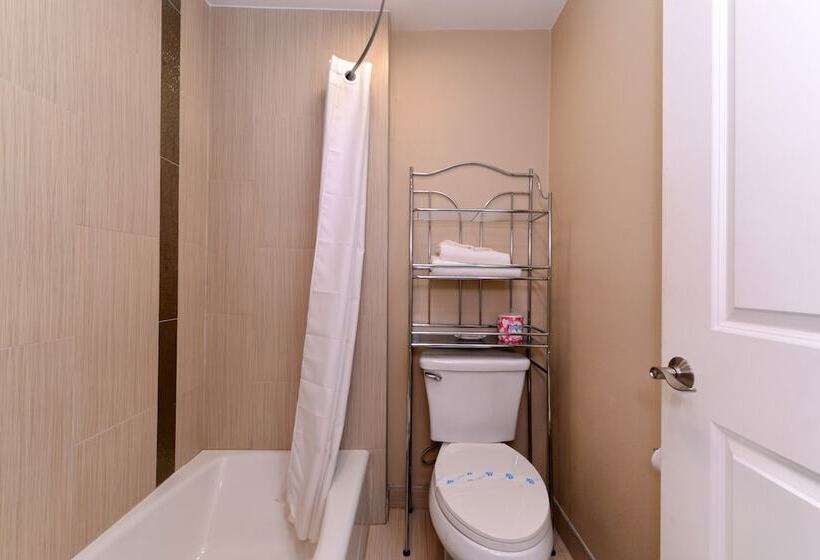 Номер Deluxe, Highlander Motel