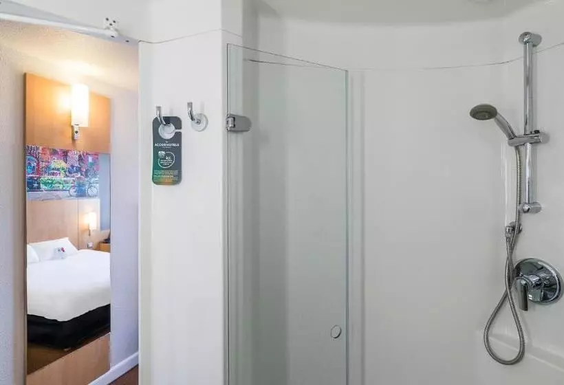 スタンダードルーム, Ibis Marne La Vallée Val D'europe