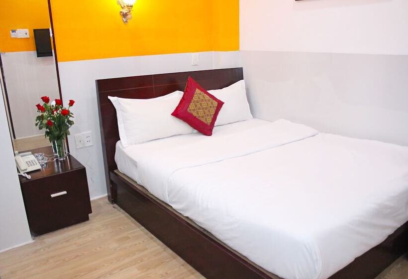 Номер Стандарт, Mi Linh