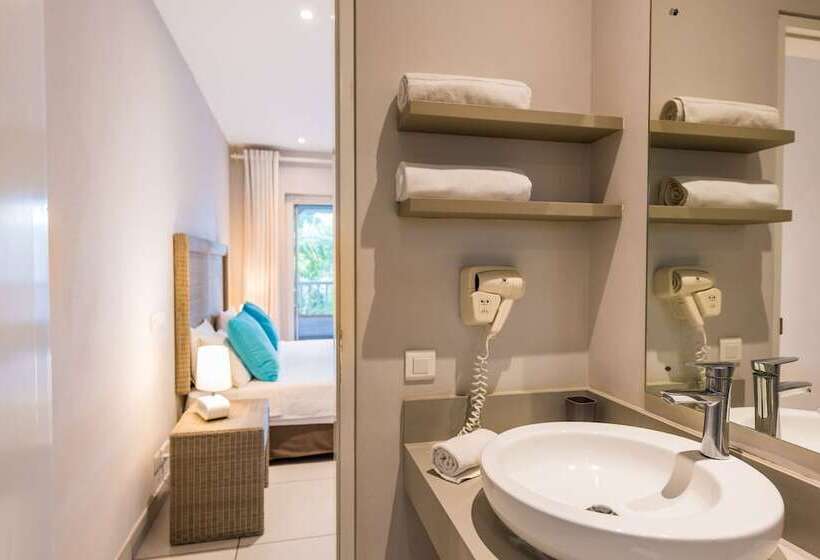 استودیو استاندارد با چشمانداز باغ, Mon Choisy Beach R