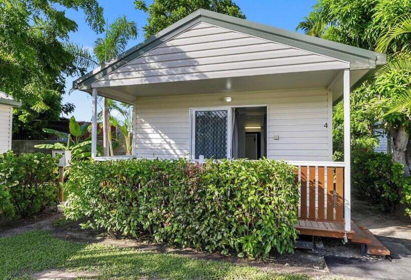 ビラホテル1ベッドルーム, Queens Beach Tourist Village