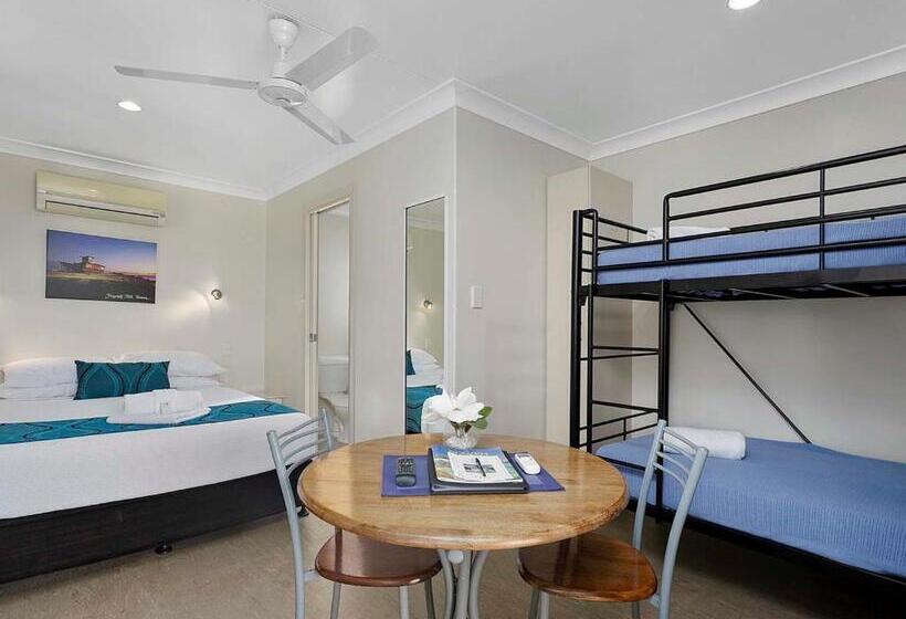 ビラホテル1ベッドルーム, Queens Beach Tourist Village