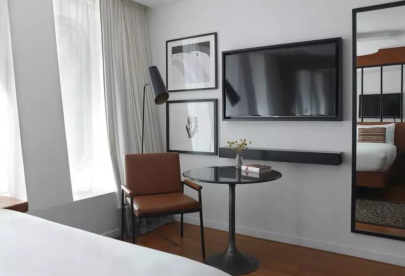 ファミリールーム, Renaissance Paris Republique Hotel & Spa