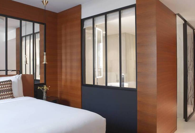 スタンダードルーム, Renaissance Paris Republique Hotel & Spa