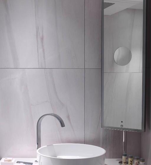 スタンダードルーム, Renaissance Paris Republique Hotel & Spa