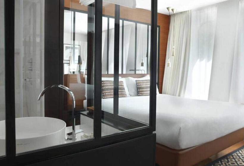 اتاق استاندارد, Renaissance Paris Republique Hotel & Spa