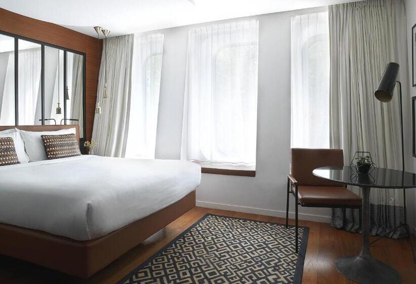 スタンダードルーム, Renaissance Paris Republique Hotel & Spa