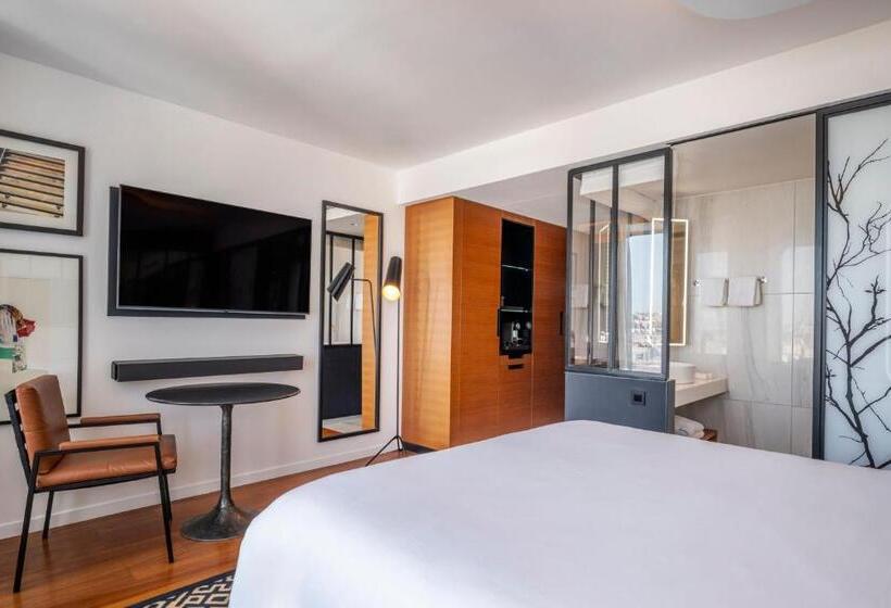 シングルデラックスルーム, Renaissance Paris Republique Hotel & Spa
