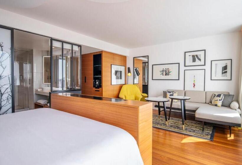 ジュニアスイート, Renaissance Paris Republique Hotel & Spa