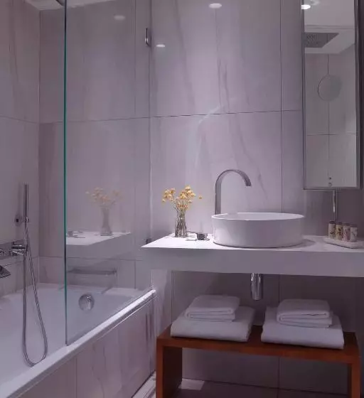 ガーデンビュースタンダードルーム, Renaissance Paris Republique Hotel & Spa