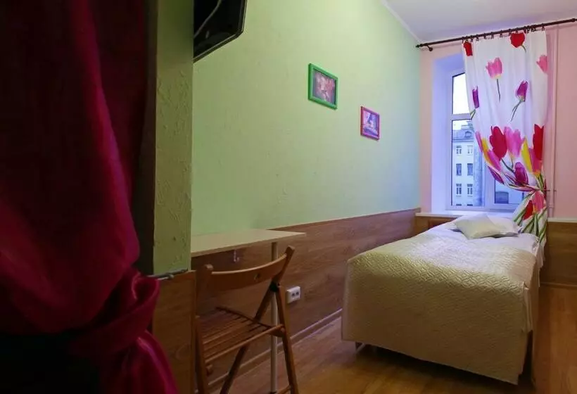 Economy Single Room