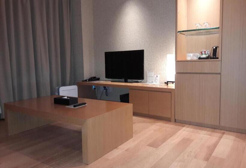 Четырехместный Номер Стандарт, Solaria Nishitetsu Hotel Busan