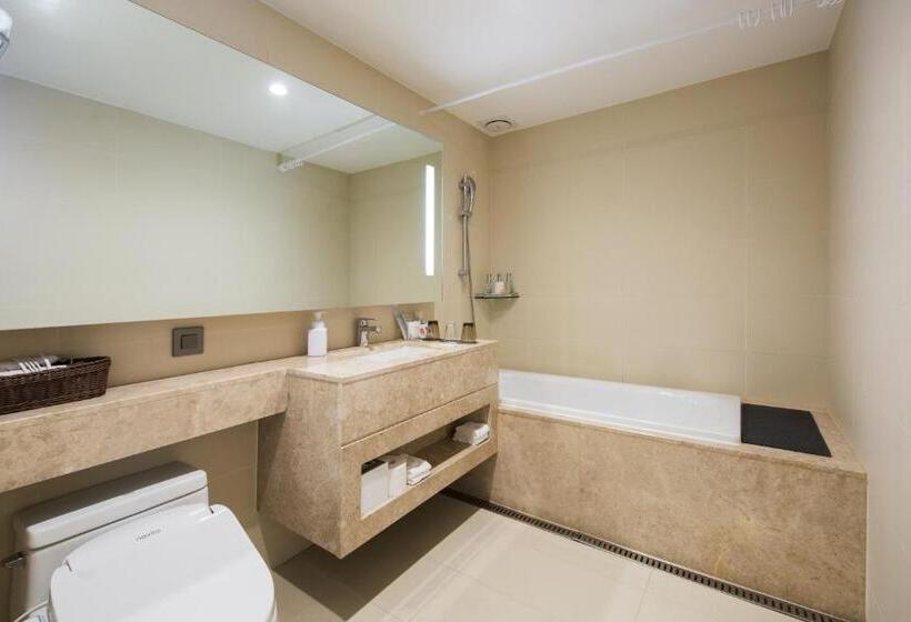 اتاق استاندارد چهار تخته, Solaria Nishitetsu Hotel Busan