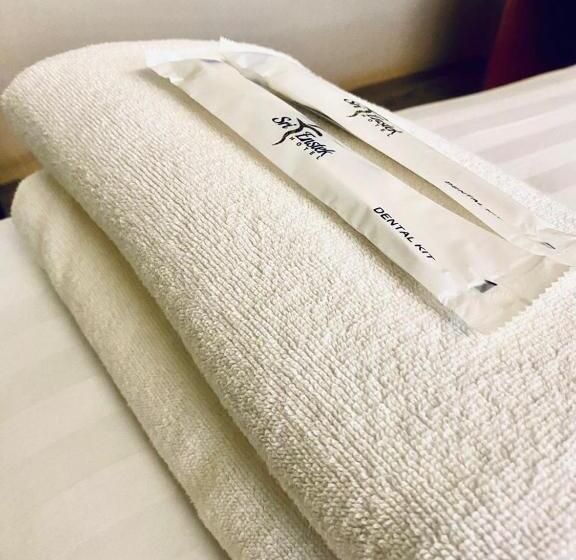 Номер Премиум, Sri Langit Hotel Klia