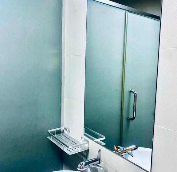 Семейный Номер, Sri Langit Hotel Klia