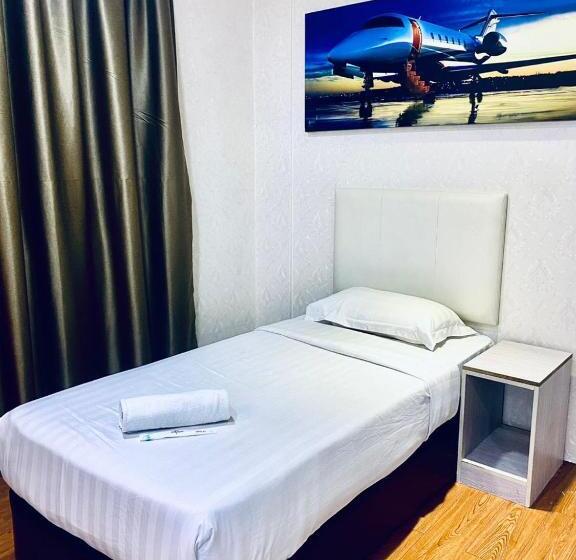 Семейный Номер, Sri Langit Hotel Klia