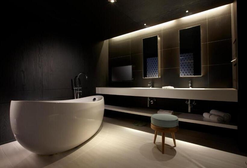 سوییت سوپریور, The Place Tainan