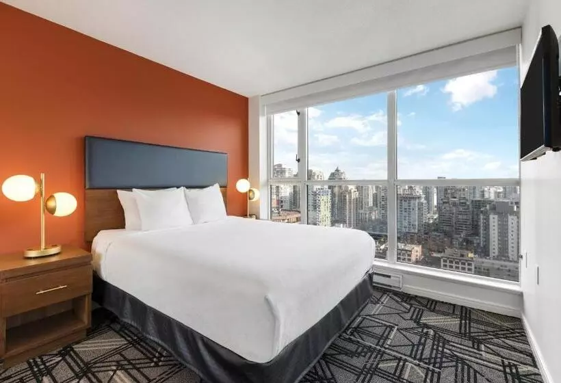 سوئیت 2 خوابه, Worldmark Vancouver The Canadian