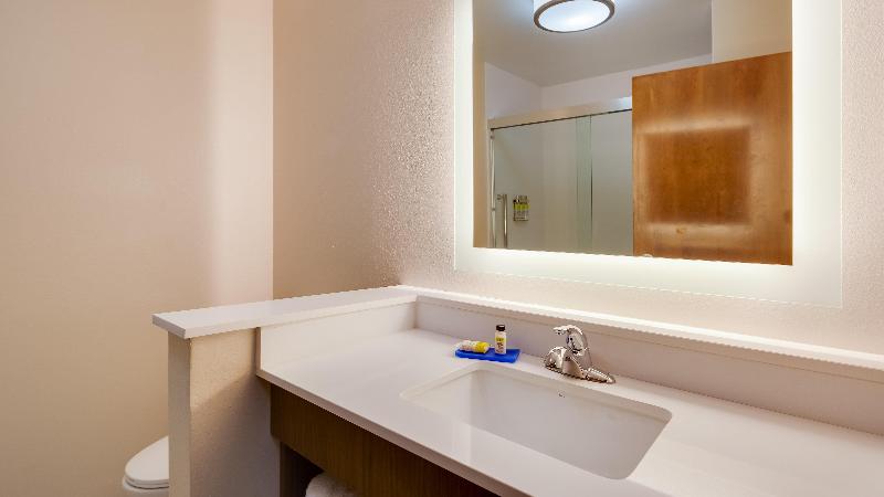 スイート, Yunna Hotel Lampung