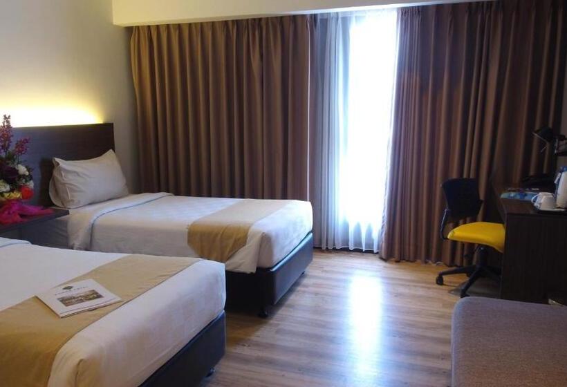 Номер Deluxe, Yunna Hotel Lampung