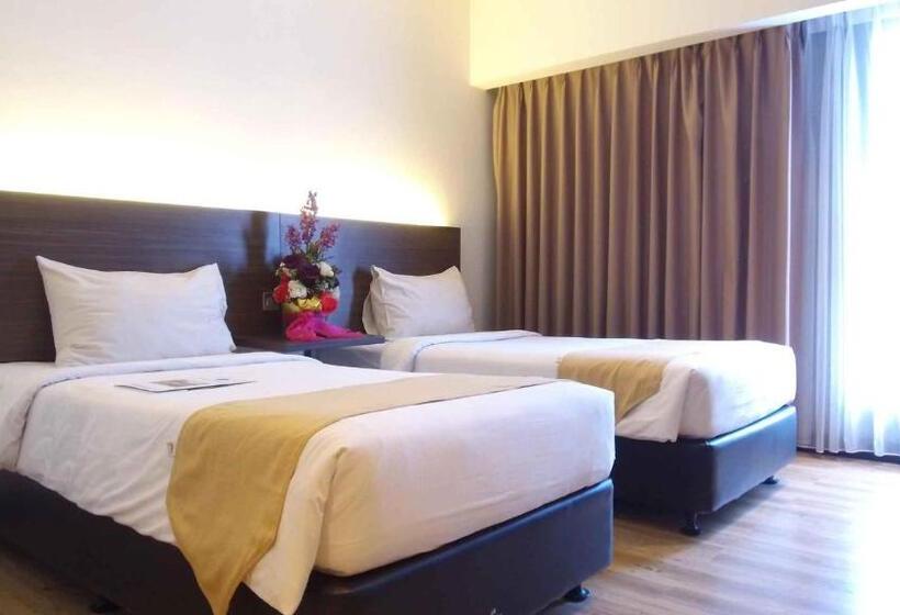 Номер Deluxe, Yunna Hotel Lampung