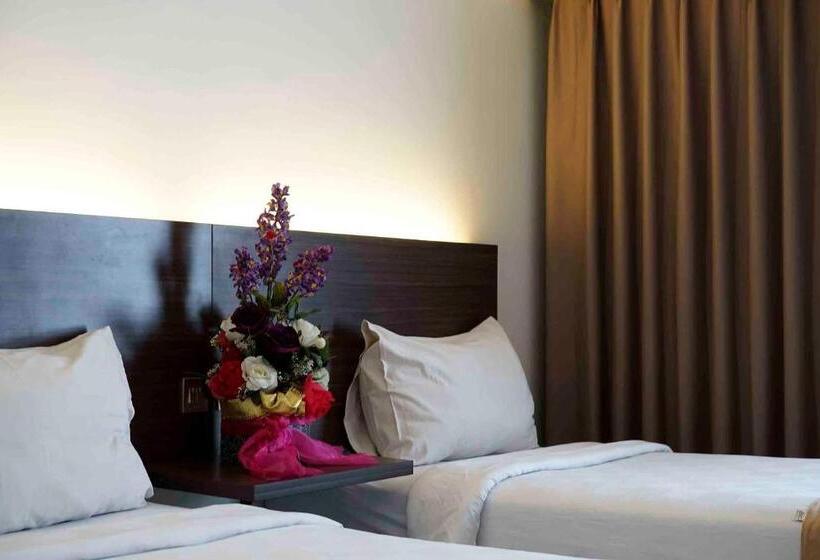 Номер Deluxe, Yunna Hotel Lampung