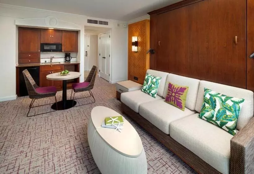 استودیوی استاندارد با چشم‌انداز دریا, Marriott's Kaua'i Beach Club