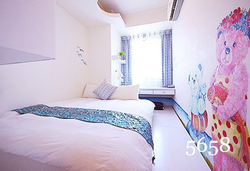 اتاق خانوادگی, Mb House